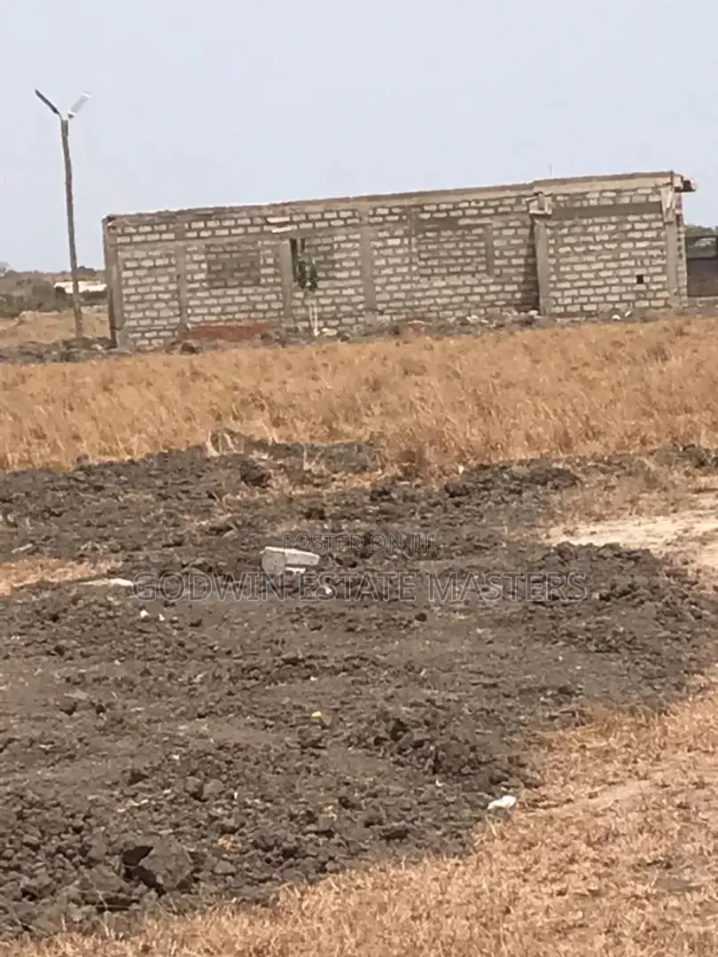 Flat Genuine Properties for Sale in All Sizes and Three Locs in Tema Metropolitan