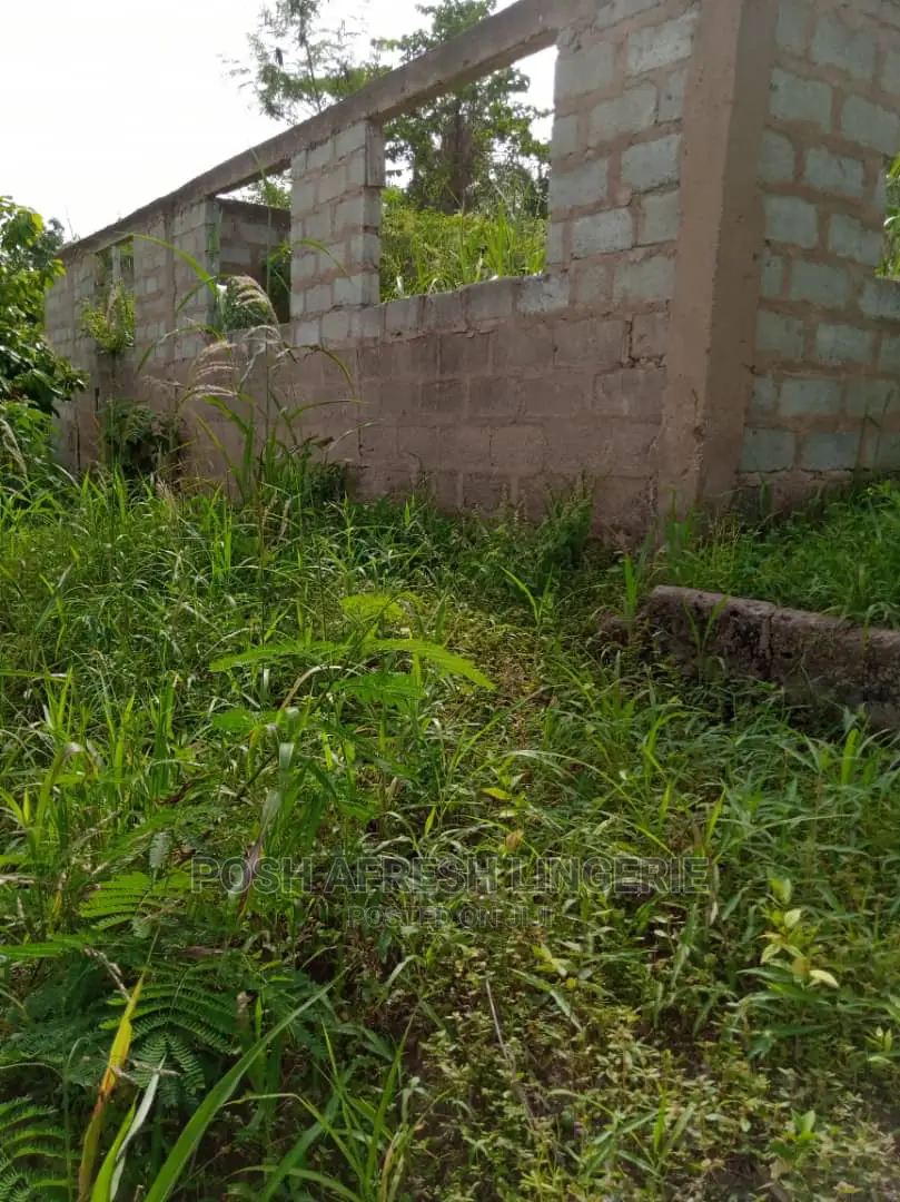 Residential and Farmland 4 Sale in Akuapim South