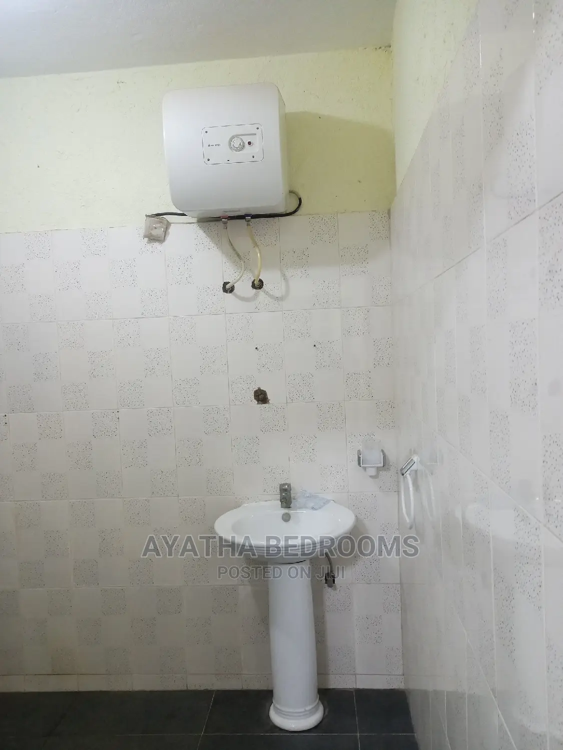 2bdrm Apartment in Ayathar Bedroom, New Town for Rent in New Town