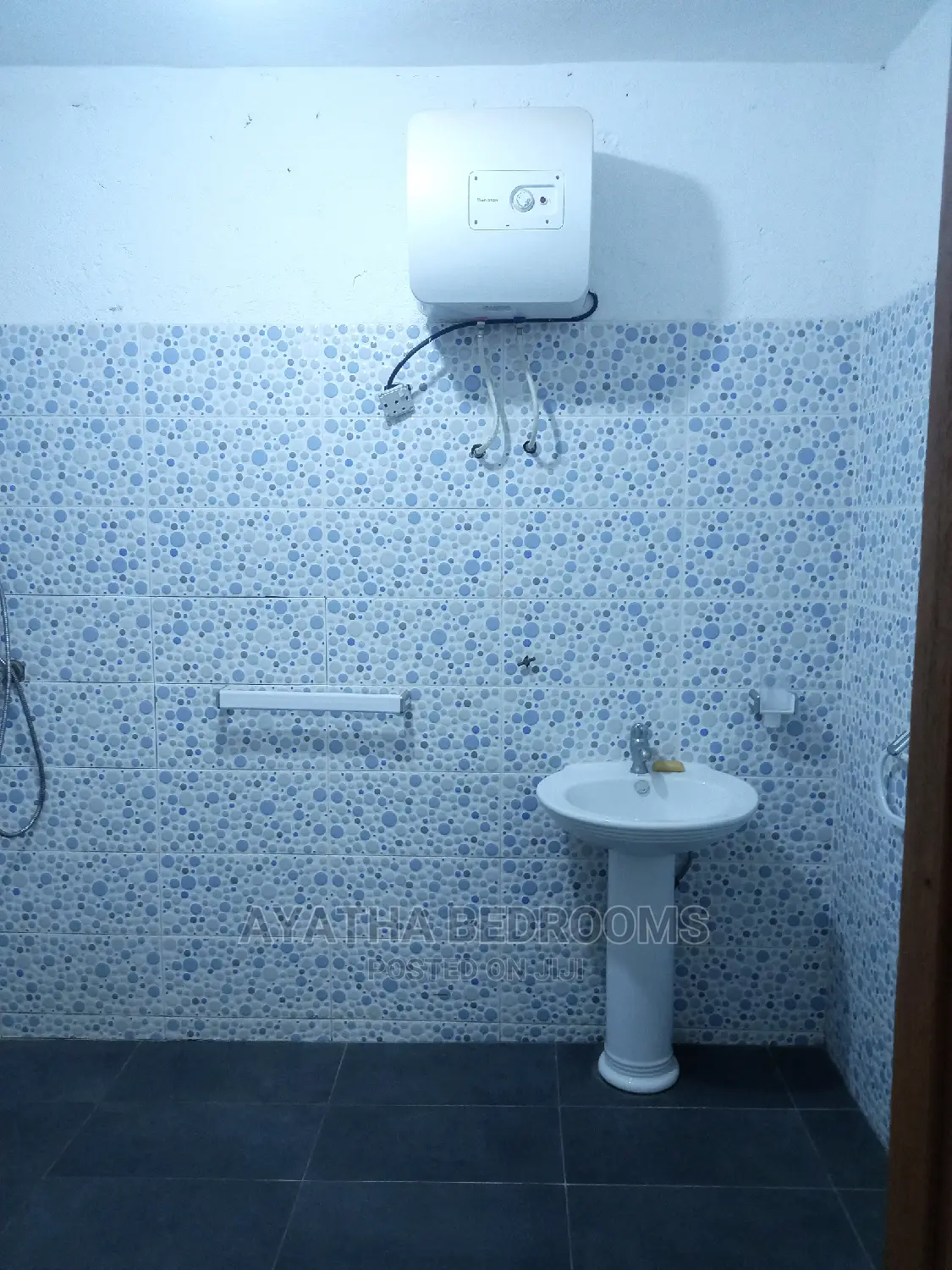2bdrm Apartment in Ayathar Bedroom, New Town for Rent in New Town
