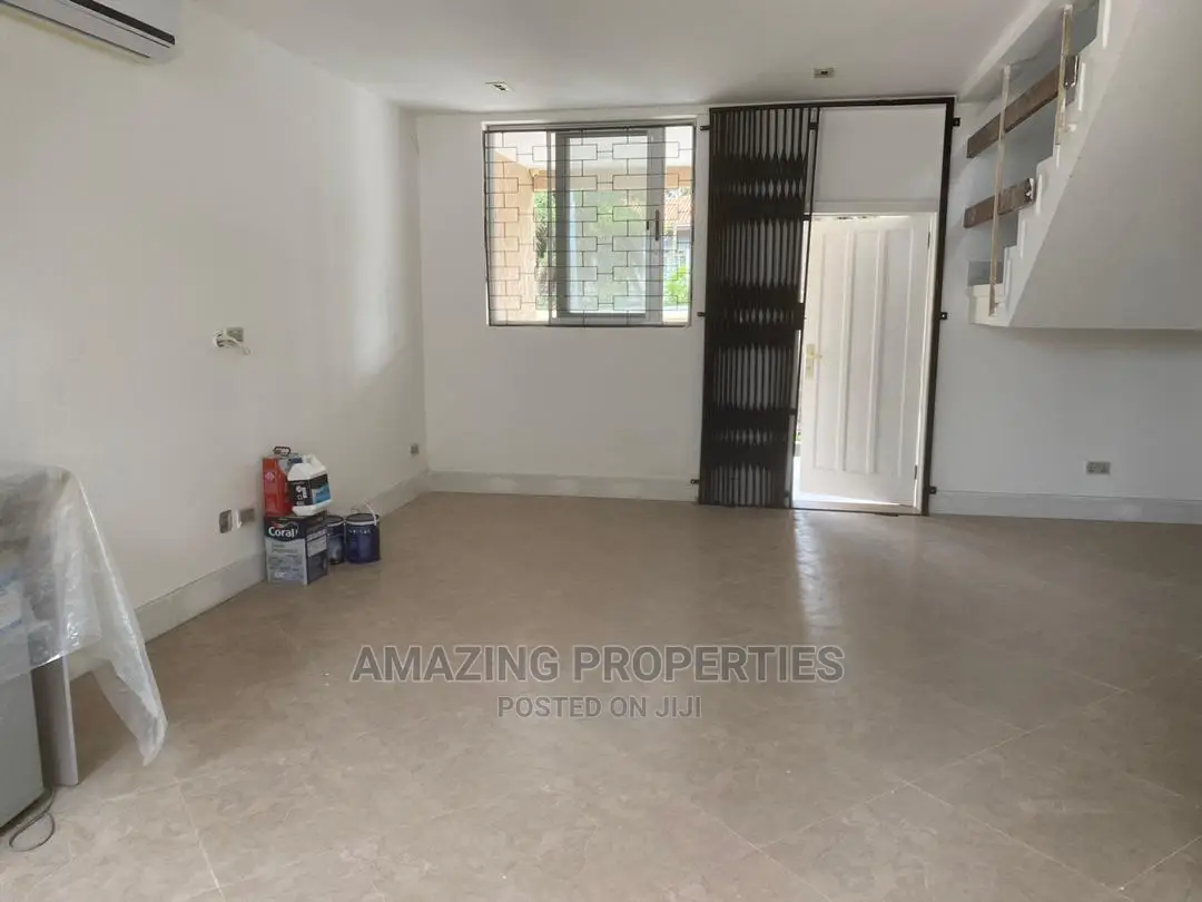Suitable for Office or Residence North Ridge Alisa Hotel in Ridge