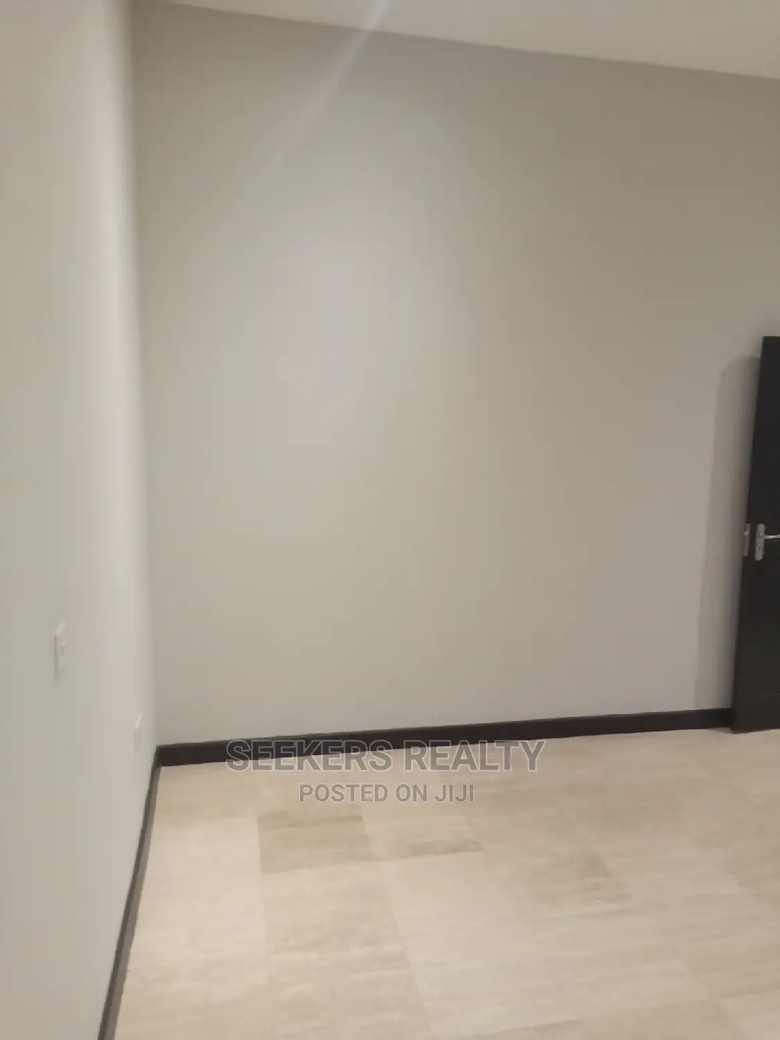 2bdrm Apartment in Seekers Realty, Oxford Street for rent in Oxford Street