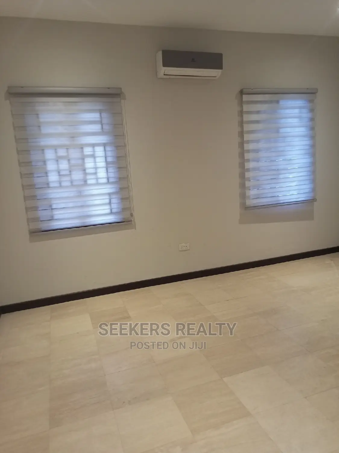 2bdrm Apartment in Seekers Realty, Oxford Street for rent in Oxford Street