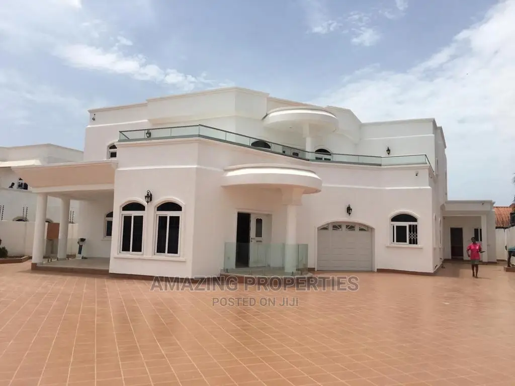 5bdrm Farm House in Amazing Properties, East Legon for sale in East Legon