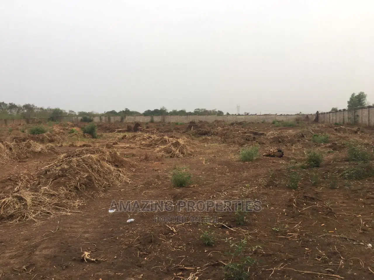 16acres of Land for Sale Aburi Close to Presidential Lodge. in Airport Residential Area