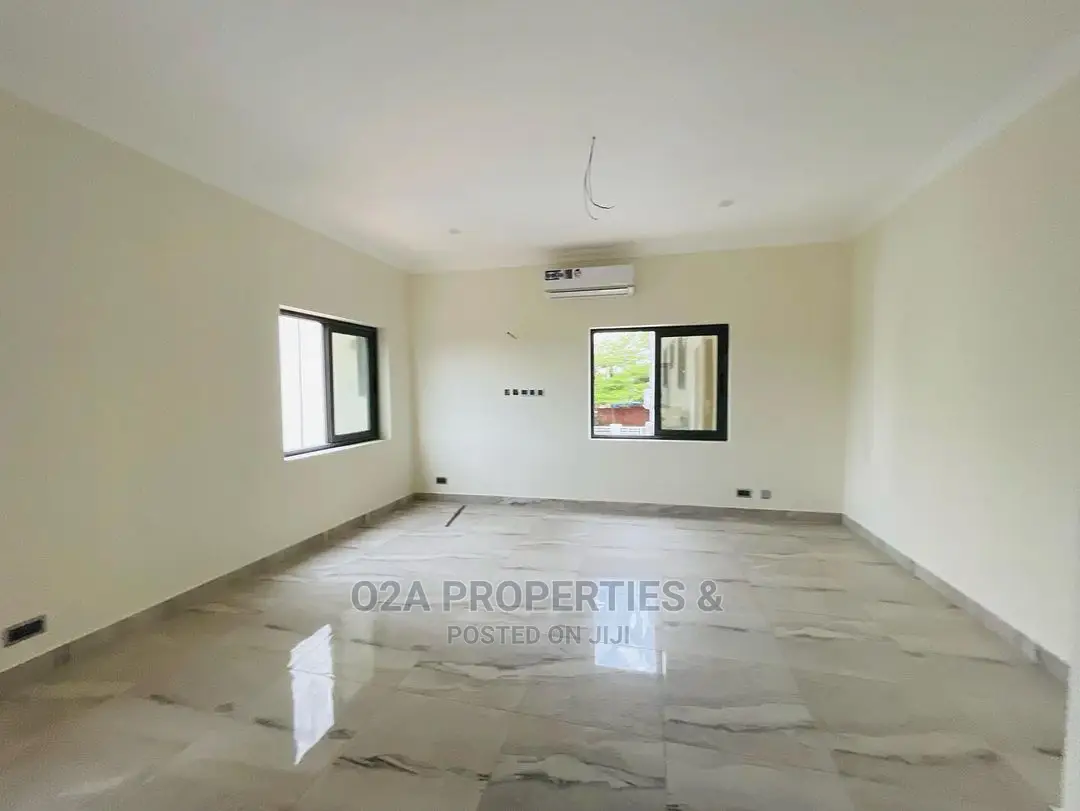 4bdrm House in O2A Properties, American House for rent in American House