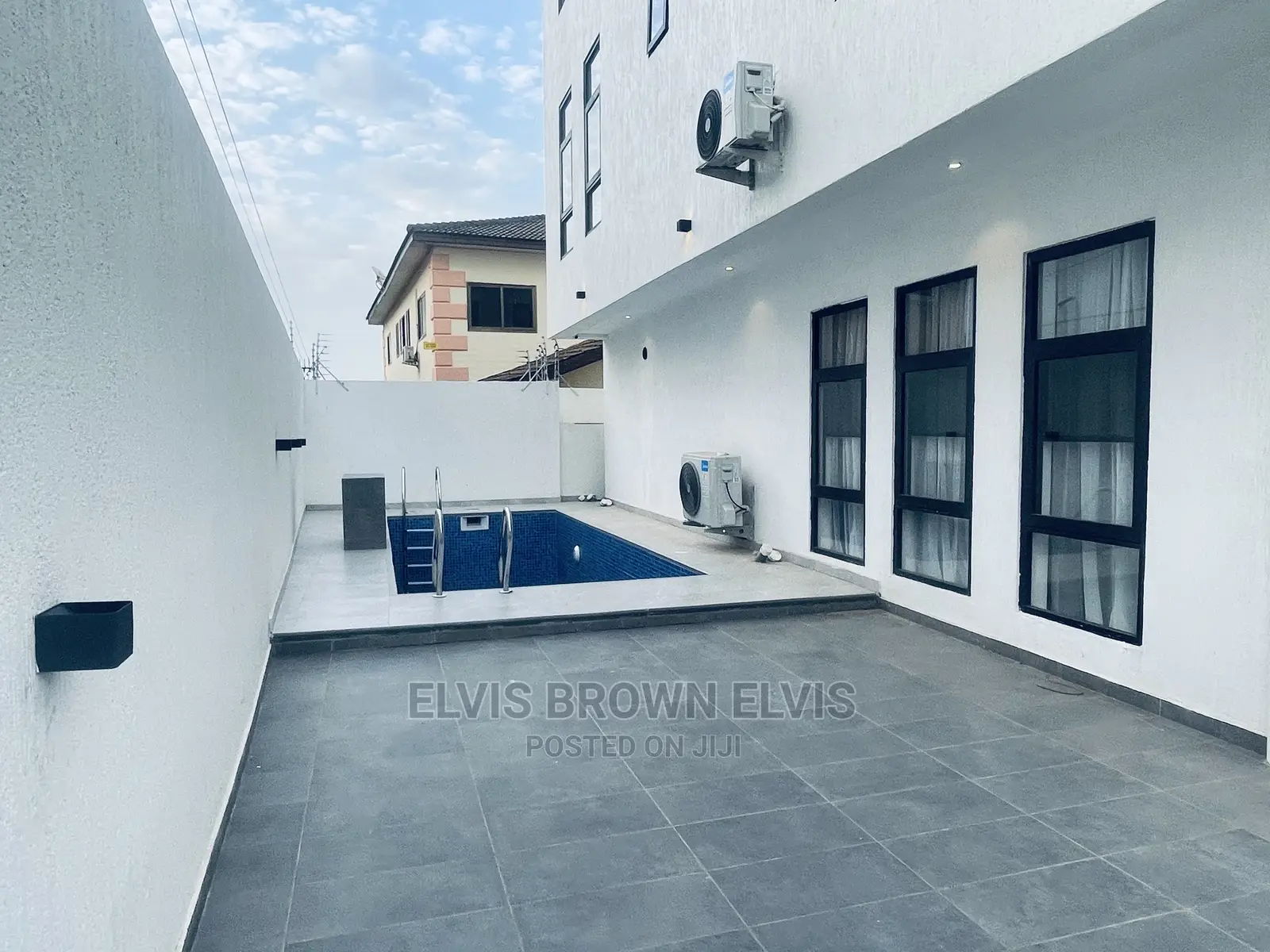 4bdrm Duplex in Living Large, East Legon for Sale in East Legon