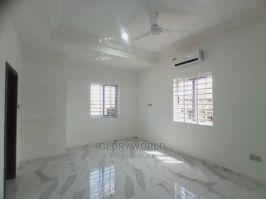 5bdrm House in Lake Side Estate for sale in Lake Side Estate