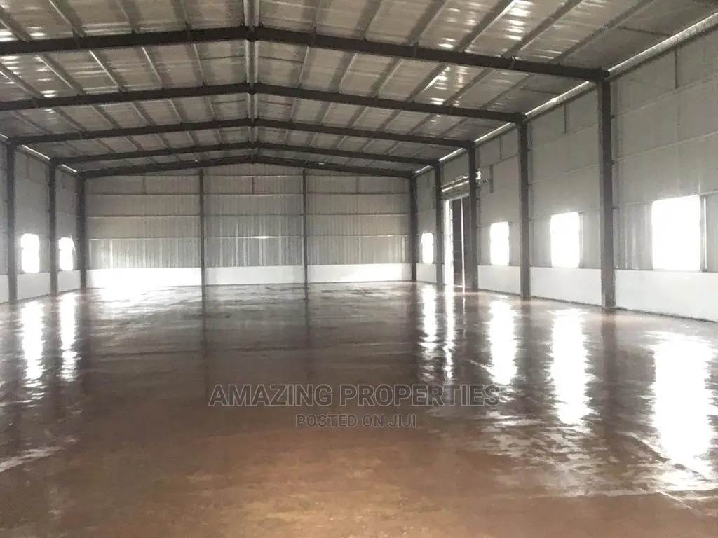 For Rent 2500square Metres Warehouse Spintex Community 18 in Spintex