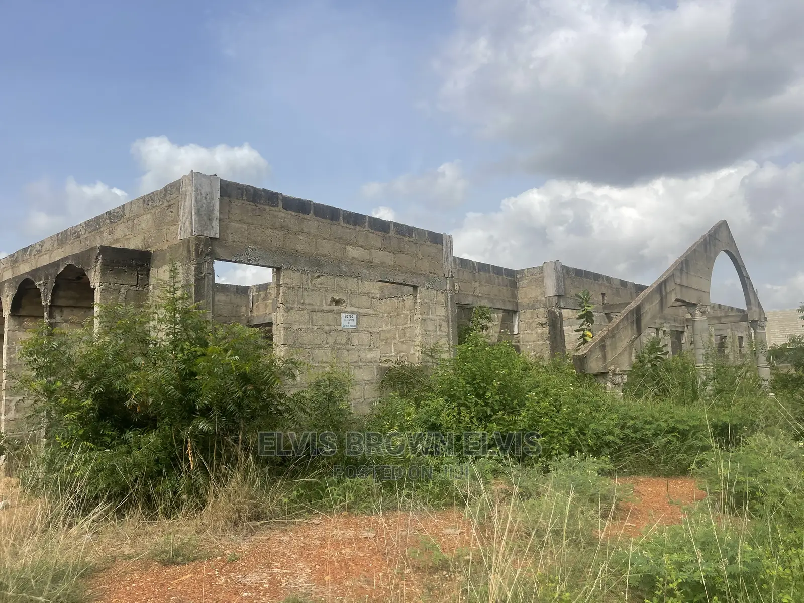 Uncomplicated House for Sale on 2 Plot at Legon Hills in East Legon