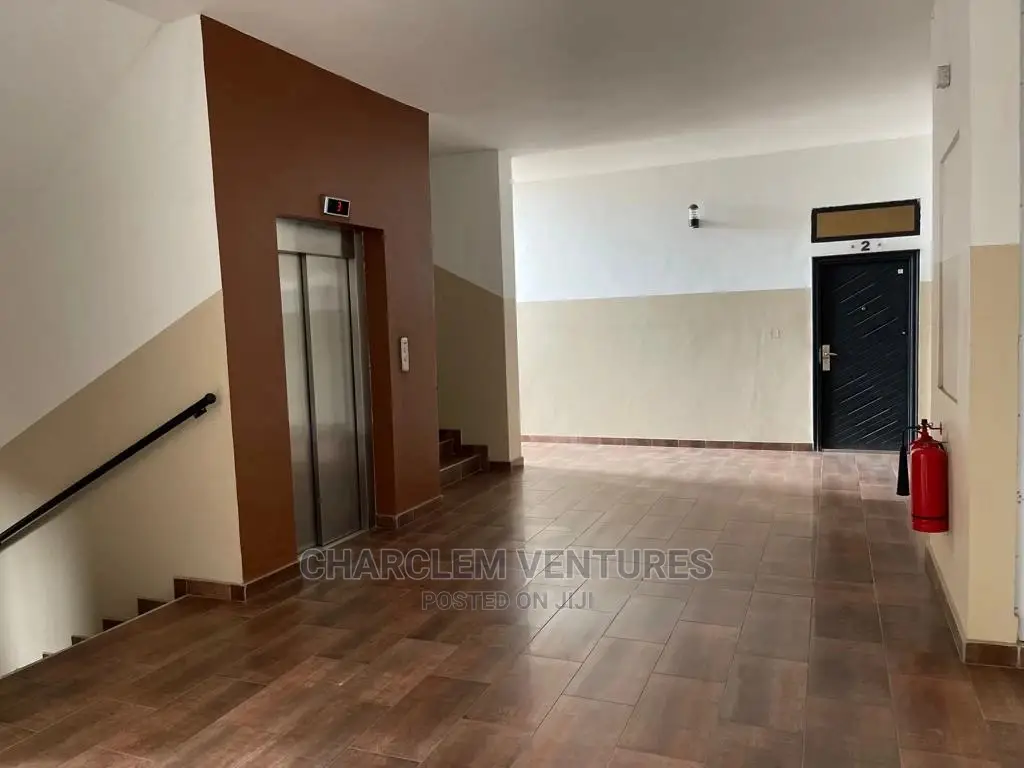 Furnished 2bdrm Apartment in Osu for Rent in Osu