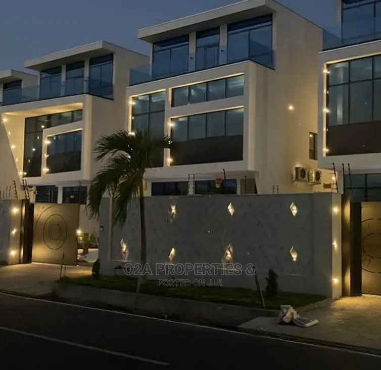 4bdrm House in O2A Properties, American House for rent in American House