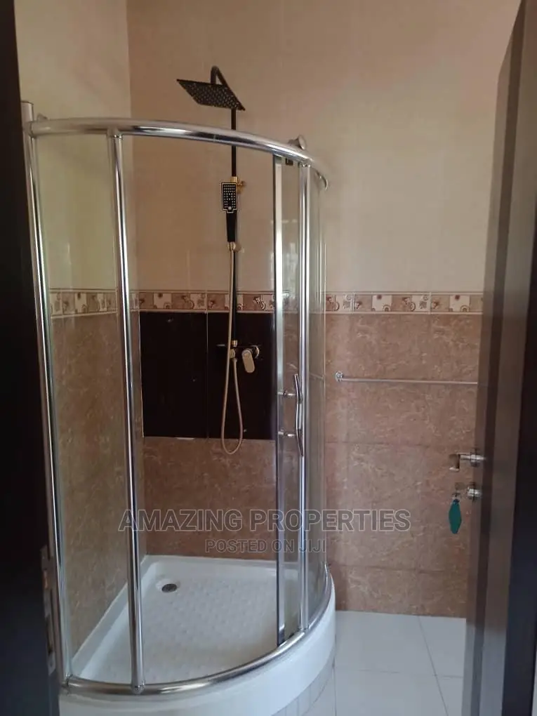4bdrm House in Cantonments for Sale in Cantonments