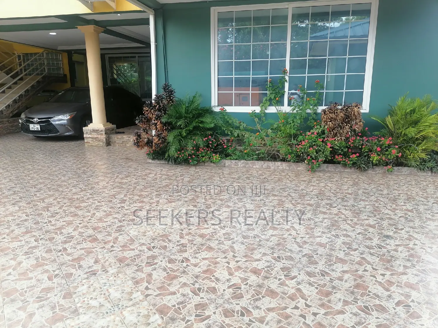 Furnished 3bdrm Apartment in Seekers Realty, Coffee Shop Area for rent in Coffee Shop Area