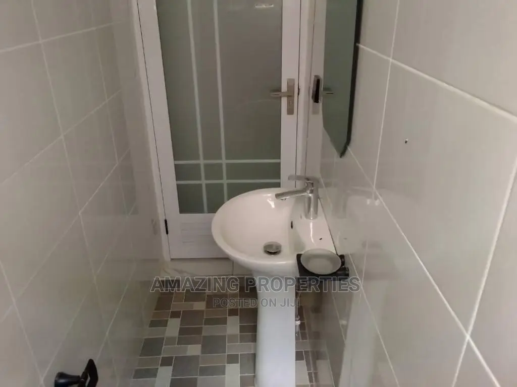 3bdrm House in Amazing Properties, Spintex for Rent in Spintex