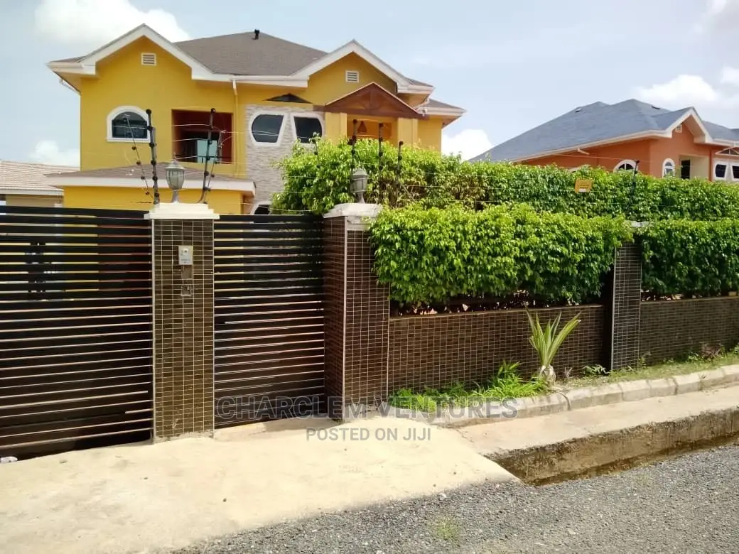Furnished 4bdrm Duplex in East Legon for Rent in East Legon