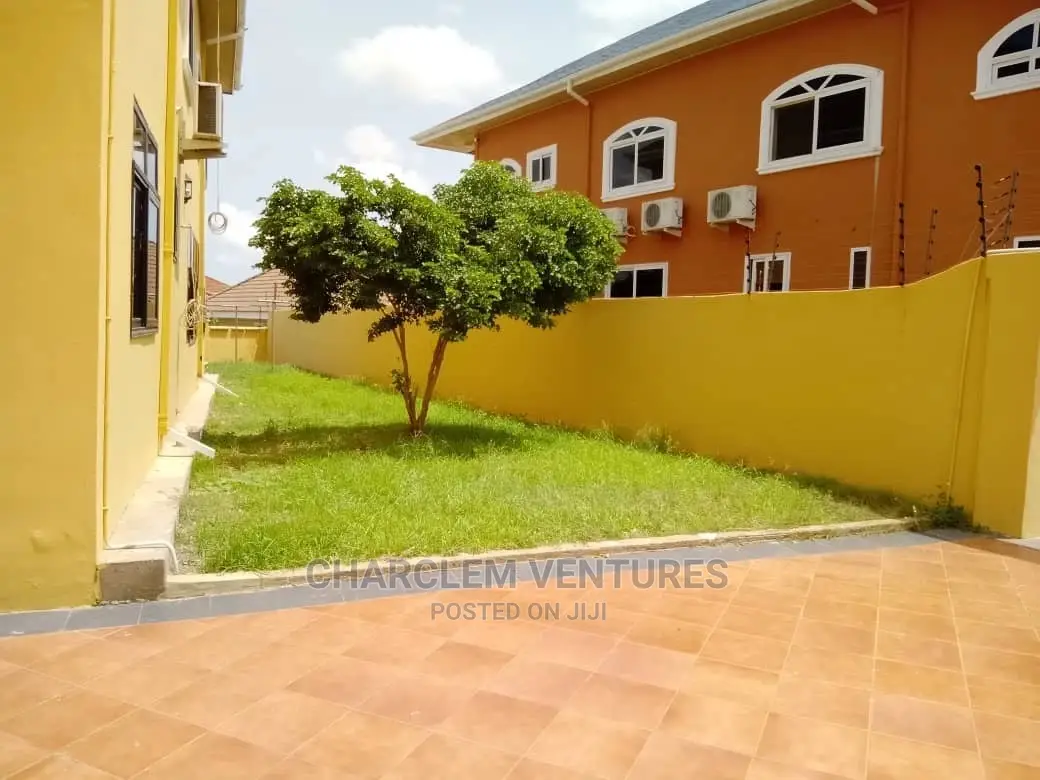 Furnished 4bdrm Duplex in East Legon for Rent in East Legon