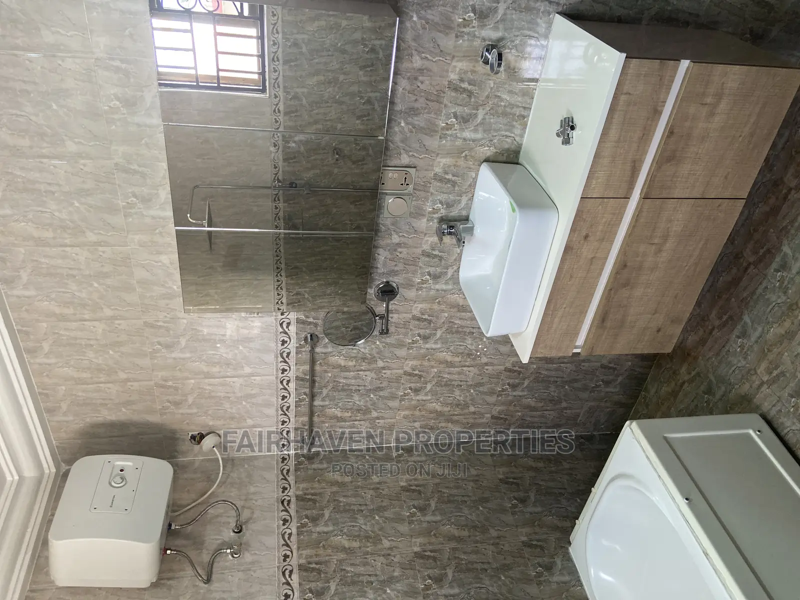 3bdrm Apartment in Tseaddo, Airport Residential Area for rent in Airport Residential Area