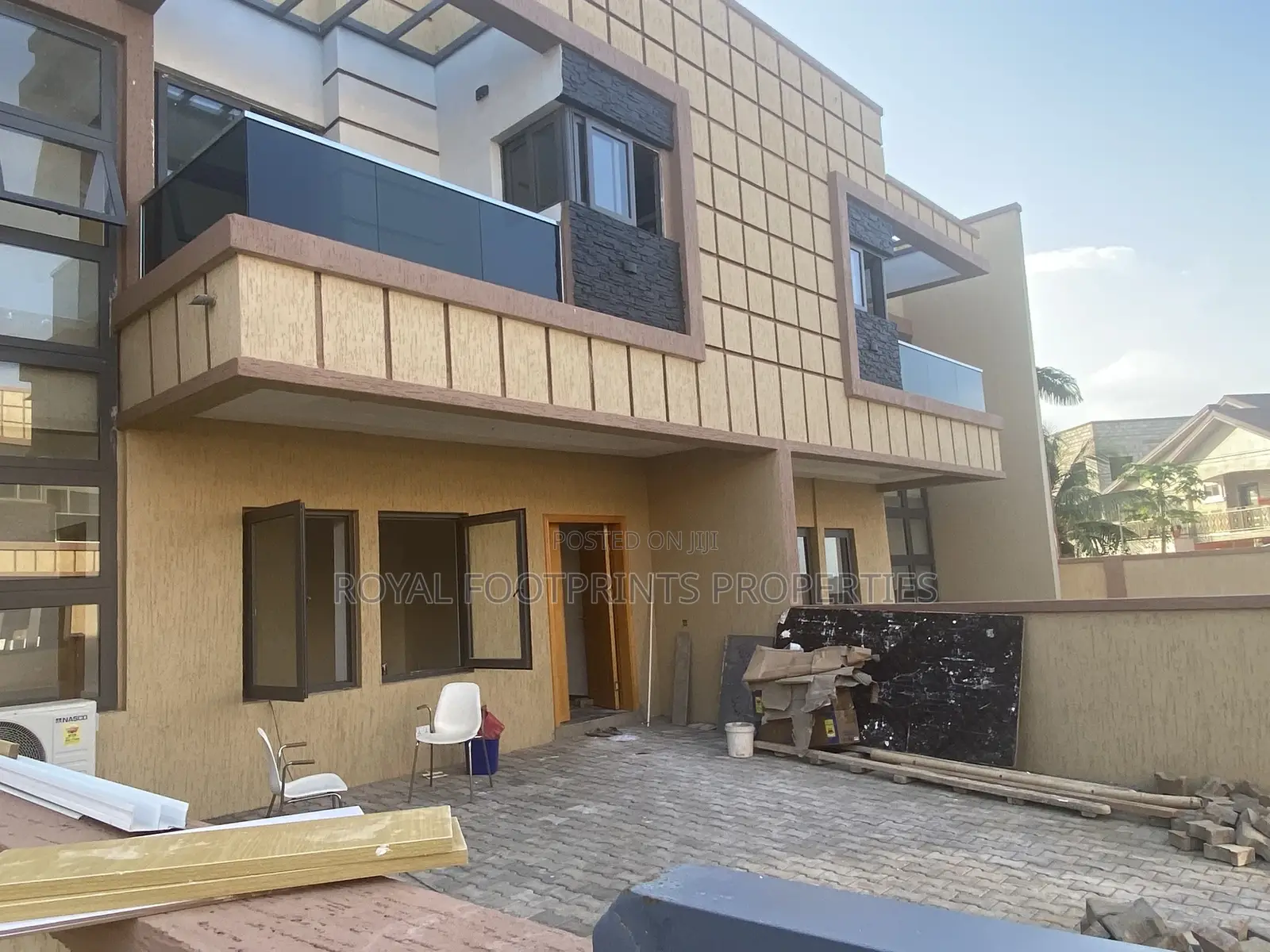 Furnished 3bdrm Duplex in East Legon for rent in East Legon