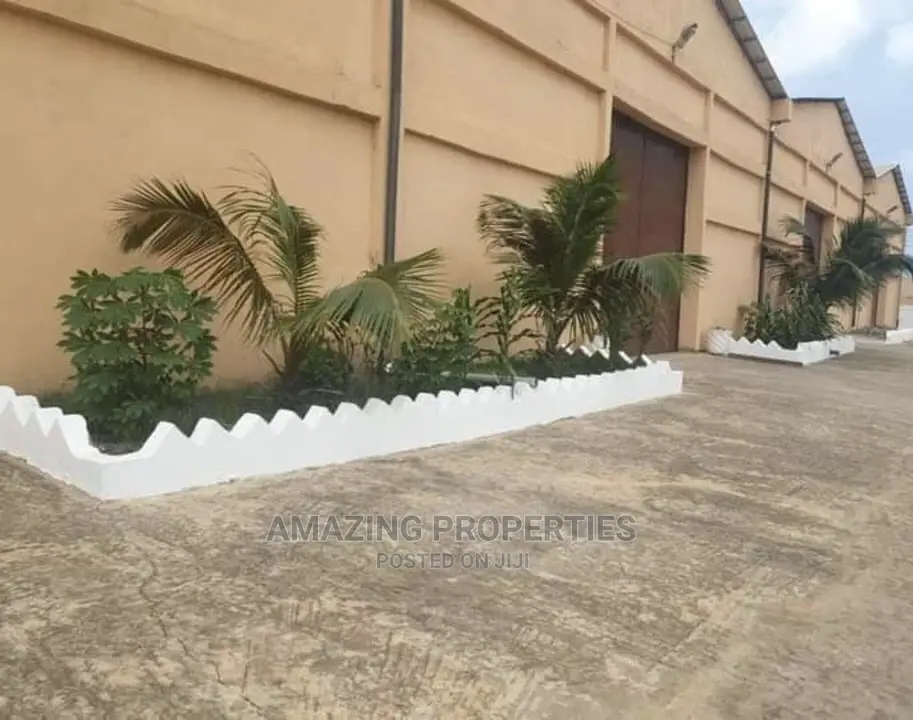 5000sqm Warehouse for Sale at Tema in Tema Metropolitan