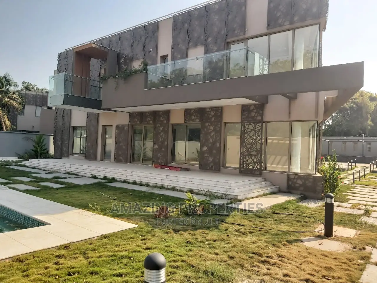 4bdrm House in Amazing Properties, Cantonments for Rent in Cantonments