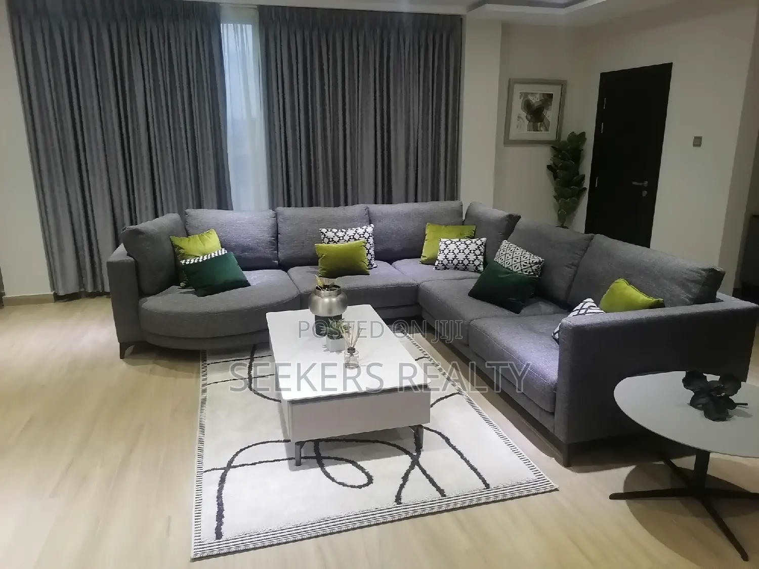 Furnished 2bdrm Apartment in Seekers Realty, Oxford Street for Rent in Oxford Street