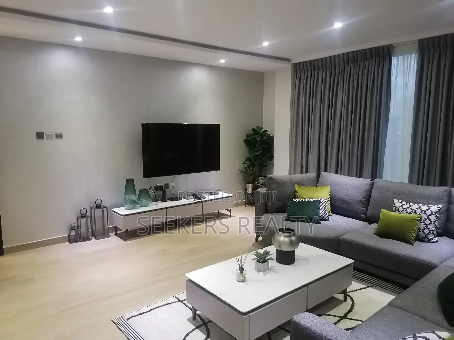 Furnished 2bdrm Apartment in Seekers Realty, Oxford Street for Rent in Oxford Street