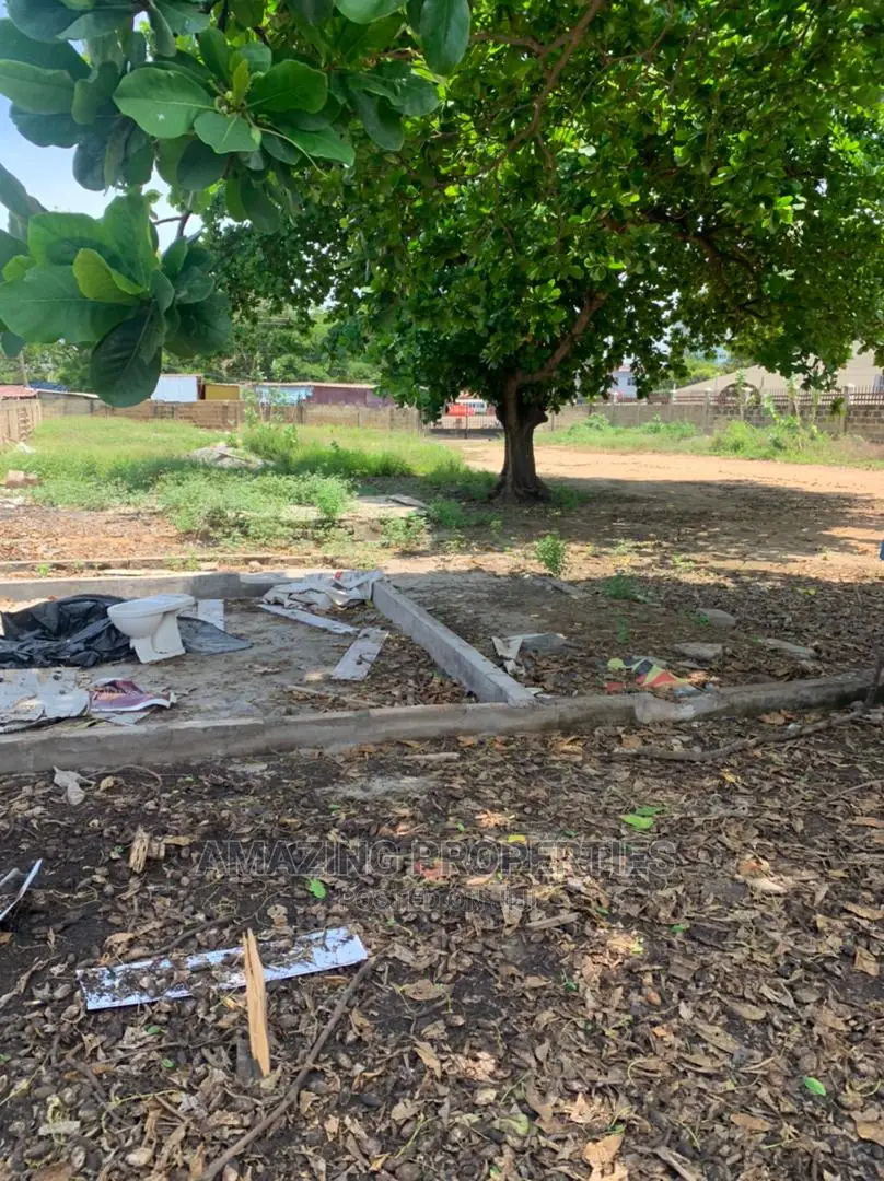 For Sale 2 Plot of Land for Sale at OSU Danquah Round Area in Tema Metropolitan