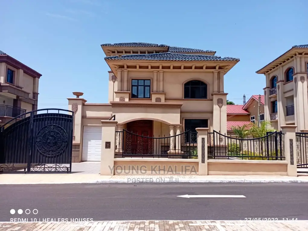 Furnished 6bdrm House in East Legon for sale in East Legon