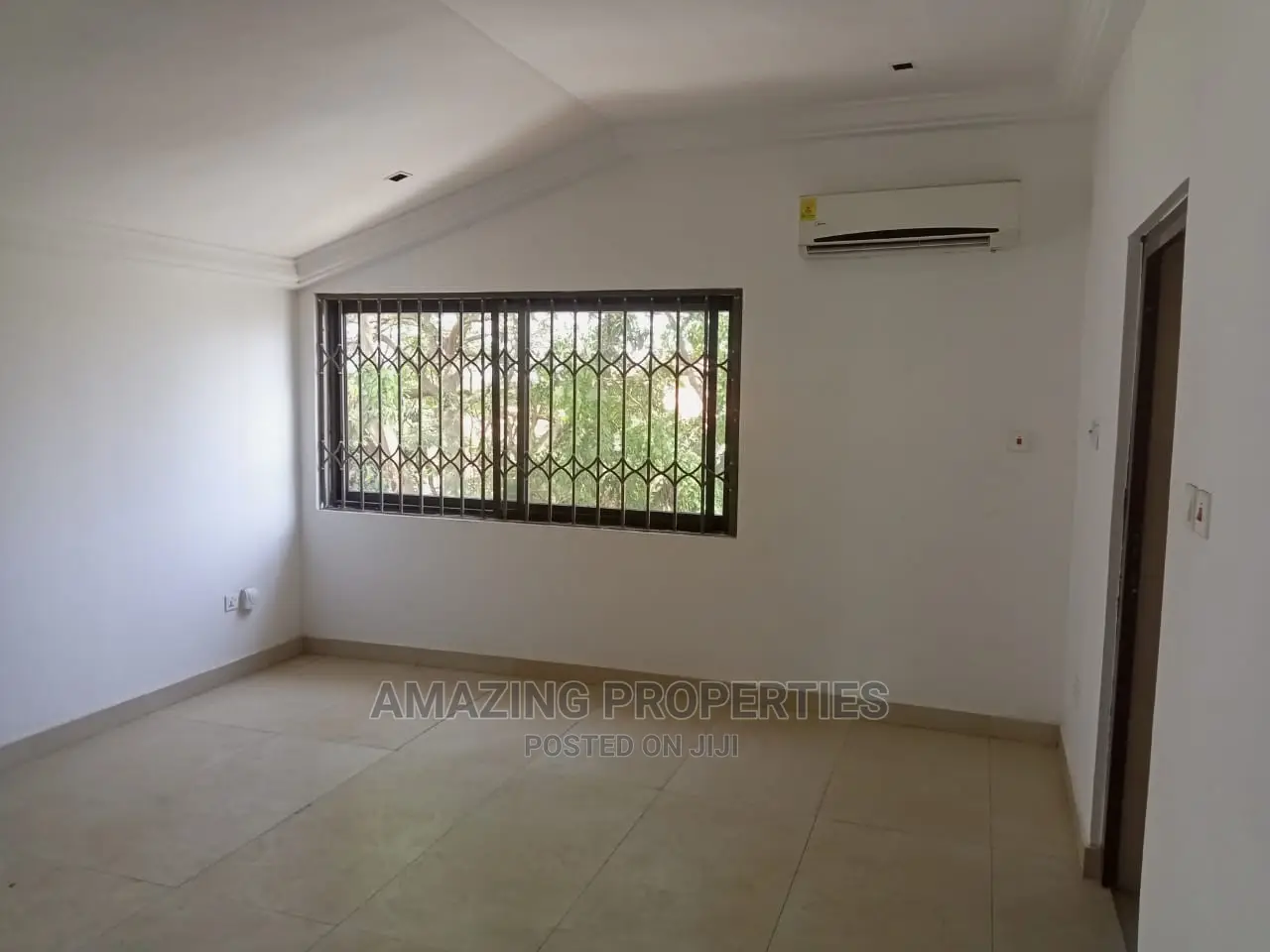 4bdrm House in Airport Residential, Cantonments for Rent in Cantonments