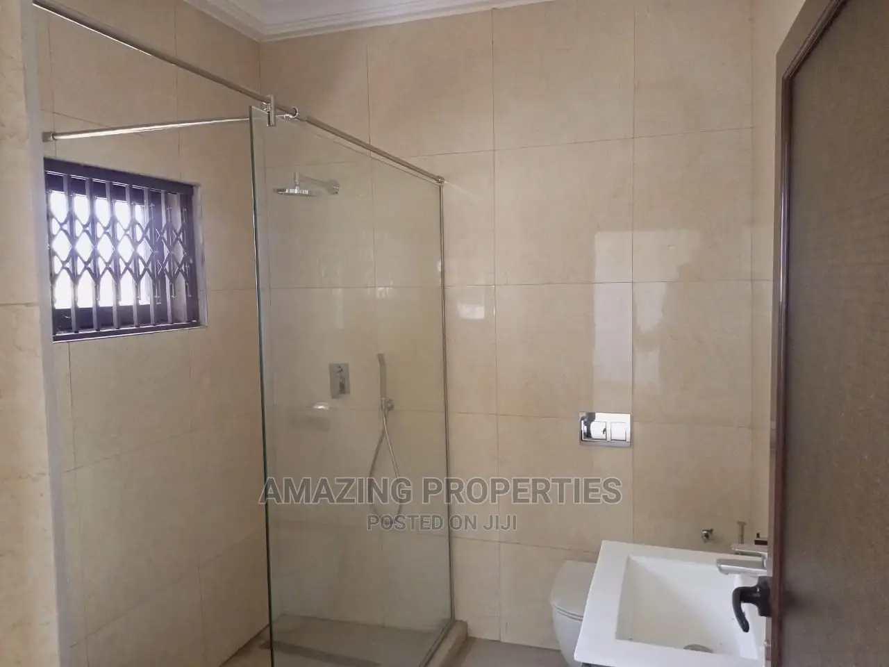 4bdrm House in Airport Residential, Cantonments for Rent in Cantonments