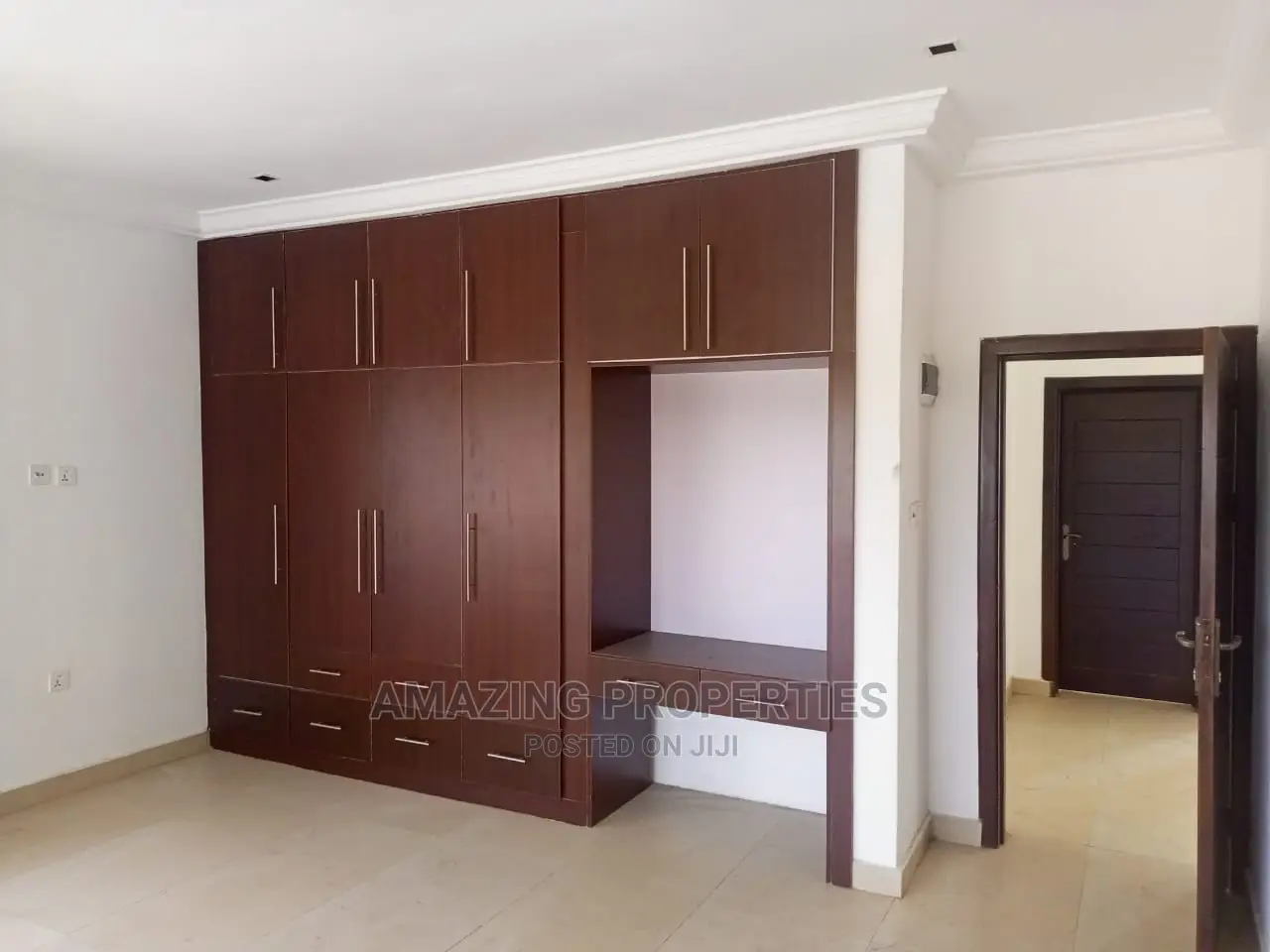 4bdrm House in Airport Residential, Cantonments for Rent in Cantonments