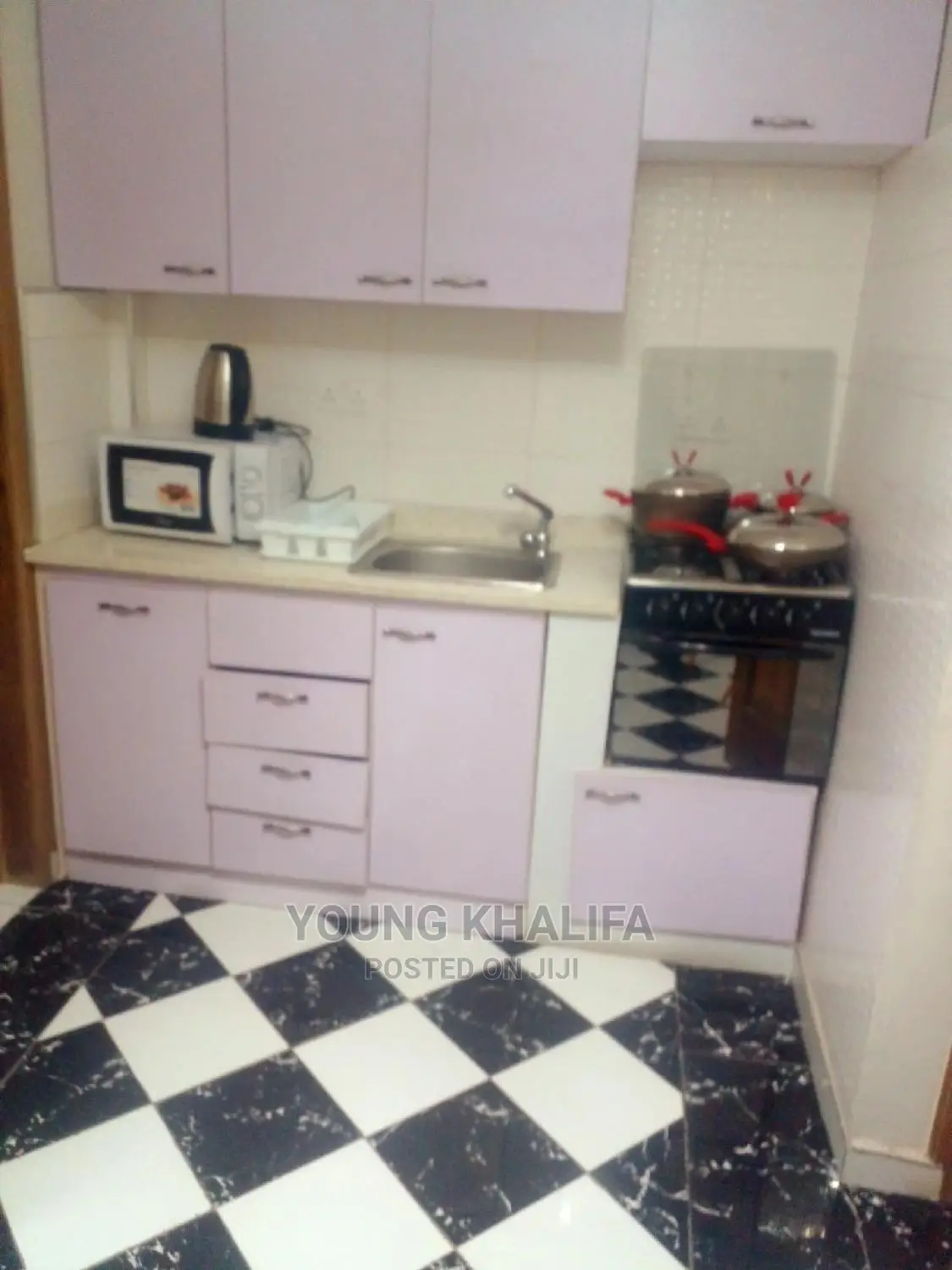 Bedroom Apartment Osu Daily and Monthly Rent in Oxford Street