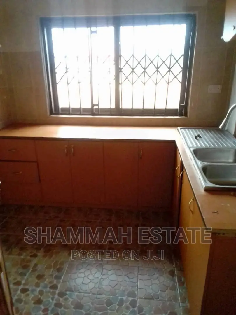 3bdrm Apartment in Aiding Estate, Sunyani Municipal for rent in Sunyani Municipal