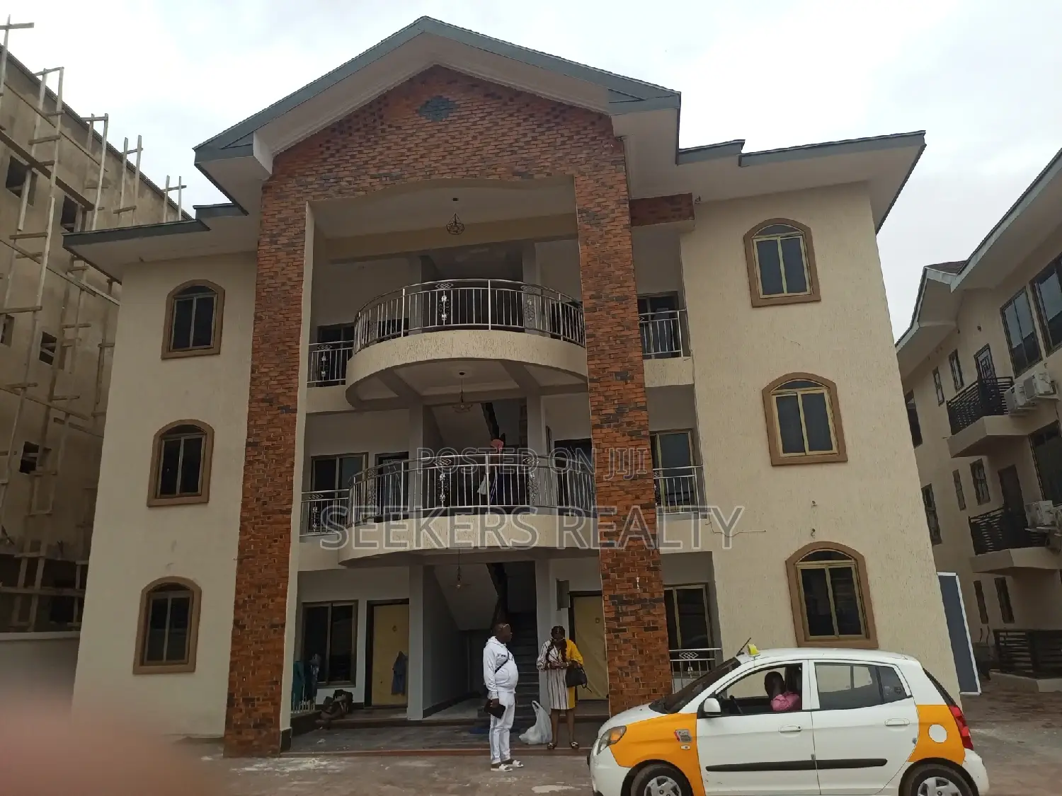 3bdrm Apartment in Seekers Realty, East Legon for rent in East Legon