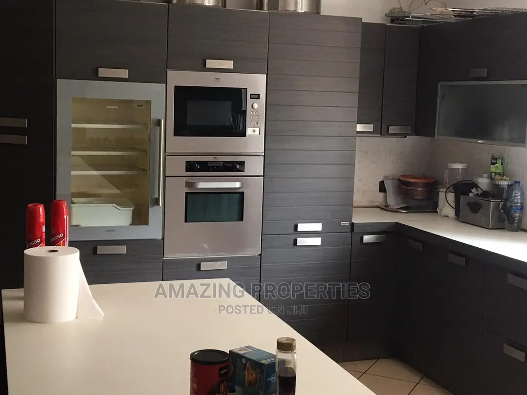 6bdrm House in Trasacco Valley, East Legon for sale in East Legon