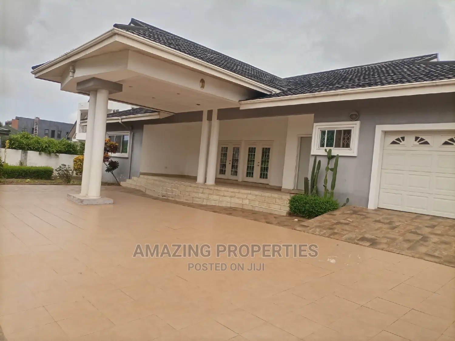 4bdrm House in Airport Hills for Sale in Airport Residential Area