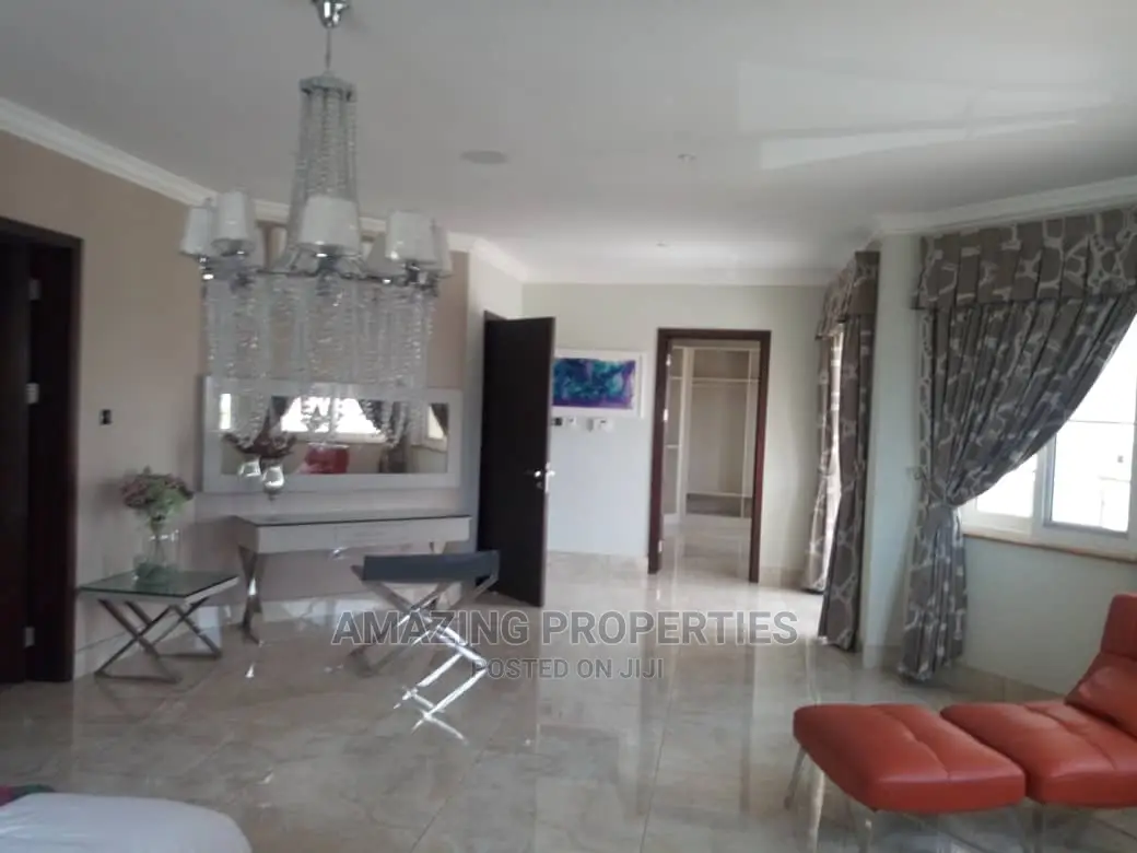 5bdrm House in @ Airport Hills
For for sale in Airport Residential Area