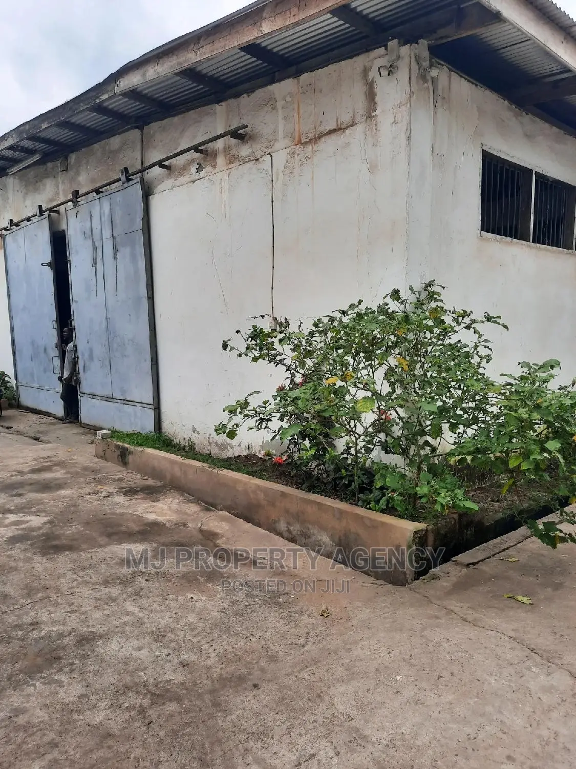 470 Sqm Warehouse at Tema in Tema Metropolitan