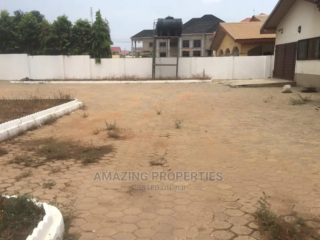2 Plots Of Land For Sale At Labone in Labone