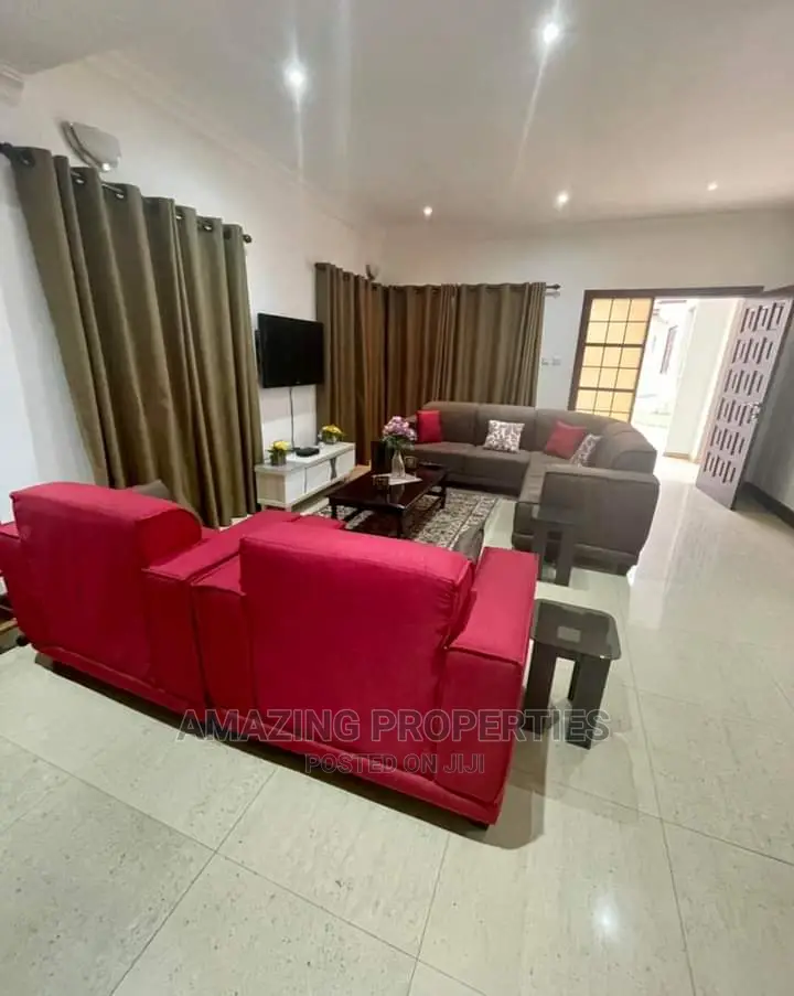 Furnished 4bdrm Townhouse/Terrace in Fully Furnished for Rent in Cantonments