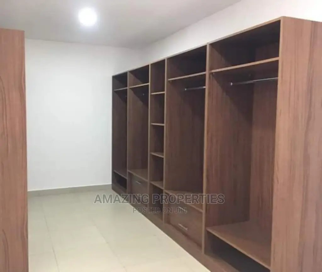 4bdrm Townhouse/Terrace in Airport Residential Area for Rent in Airport Residential Area