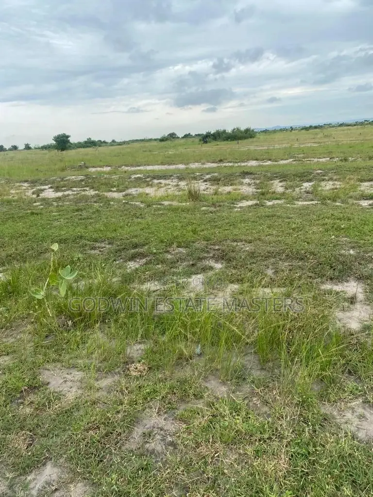 Genuine Estate Lands Sell by Estate Masters Ltd. in Tema Metropolitan