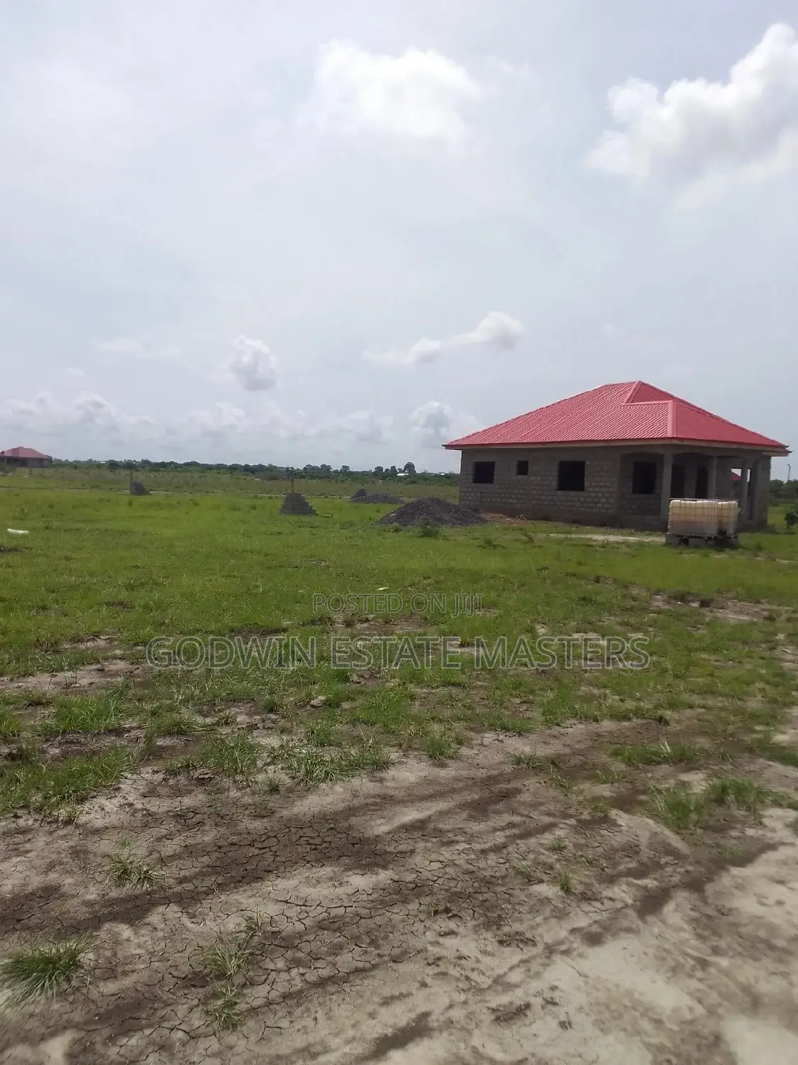 Scored a Registered Service Plot in Tema Metropolitan
