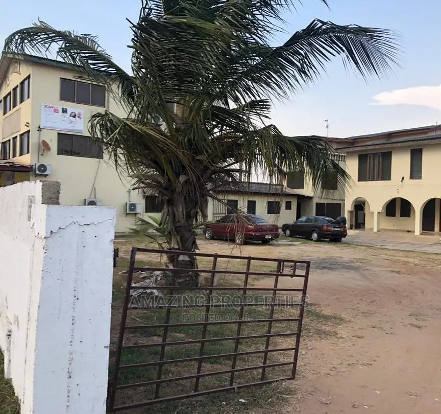 Commercial Property for Sale at La Trade Fair in Trade Fair