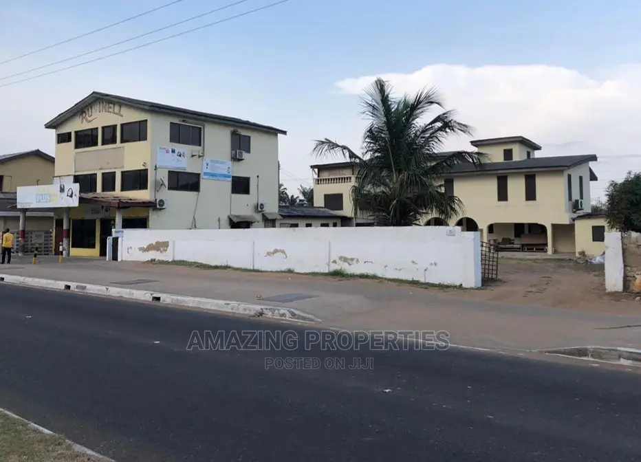 Commercial Property for Sale at La Trade Fair in Trade Fair