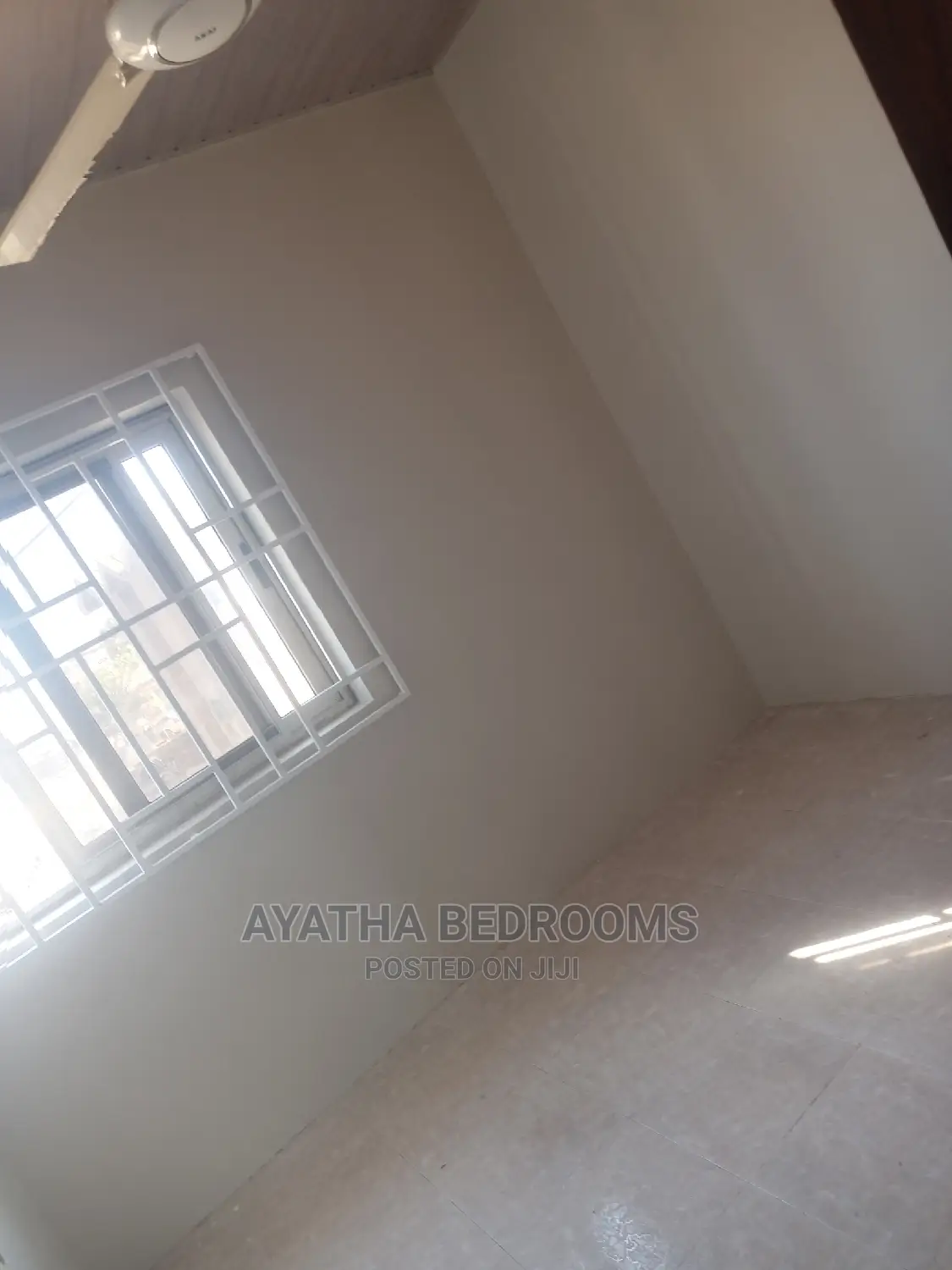 2bdrm Apartment in Ayathar Bedroom, Ledzokuku-Krowor for Rent in Ledzokuku-Krowor