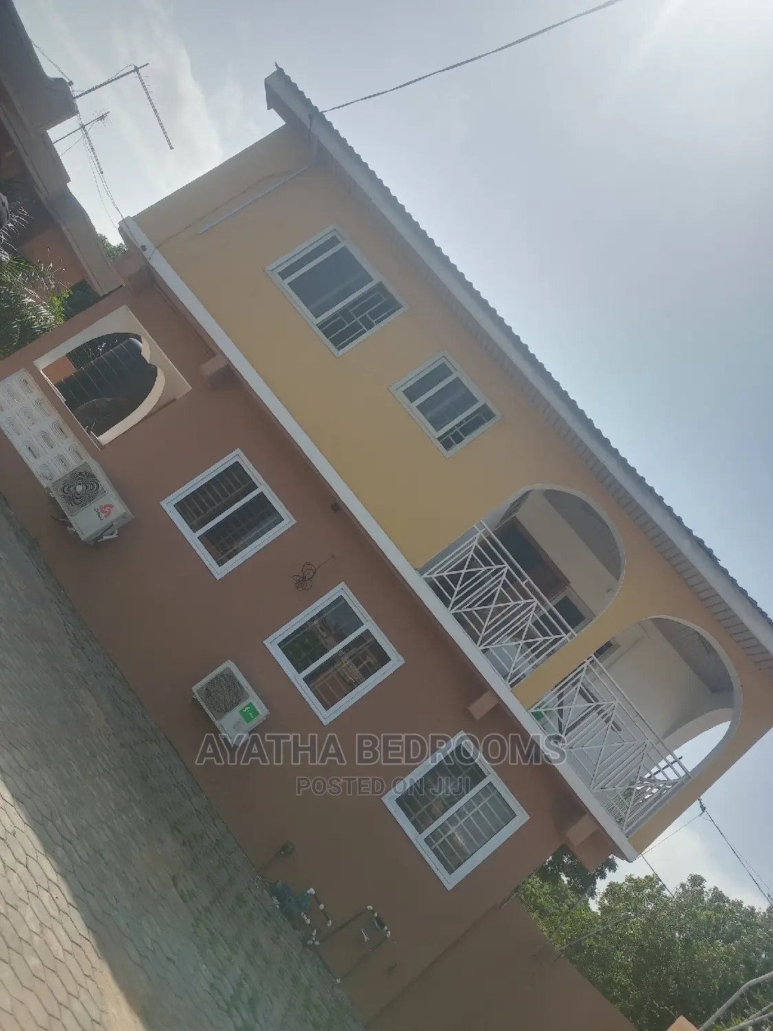 2bdrm Apartment in Ayathar Bedroom, Ledzokuku-Krowor for Rent in Ledzokuku-Krowor