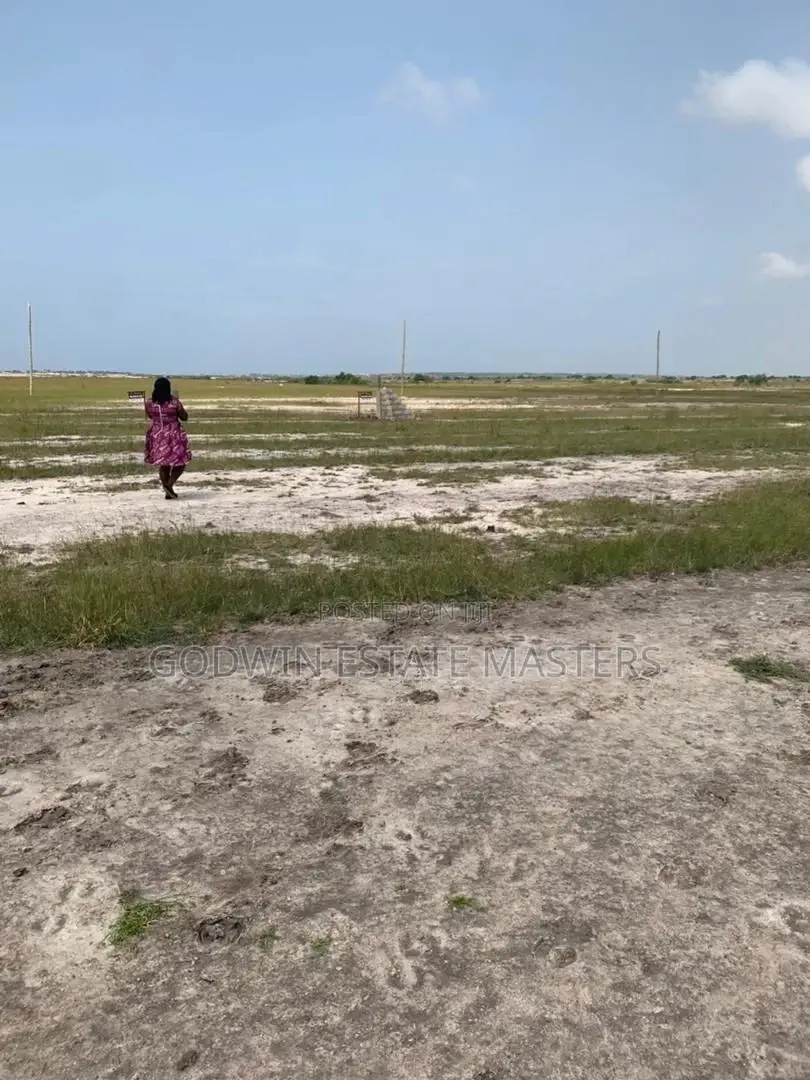 Affordable Estate Plot for Safe in Tema Metropolitan