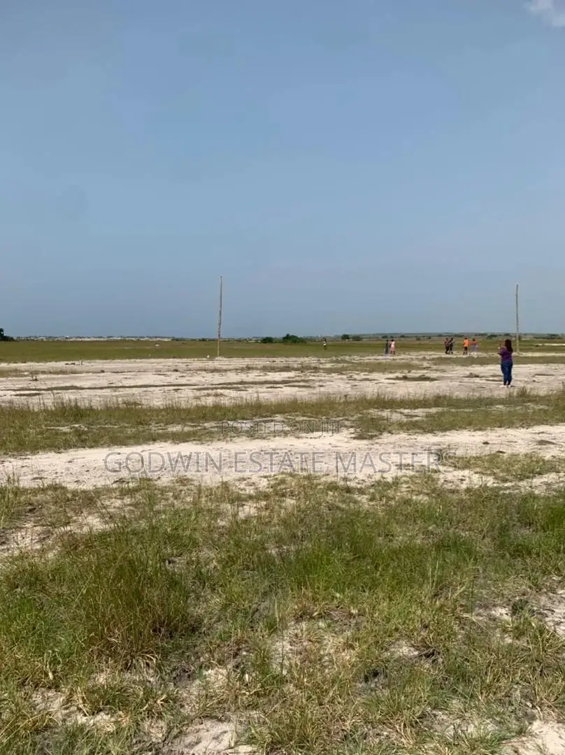 Get Your Self a Plot of Land. in Tema Metropolitan